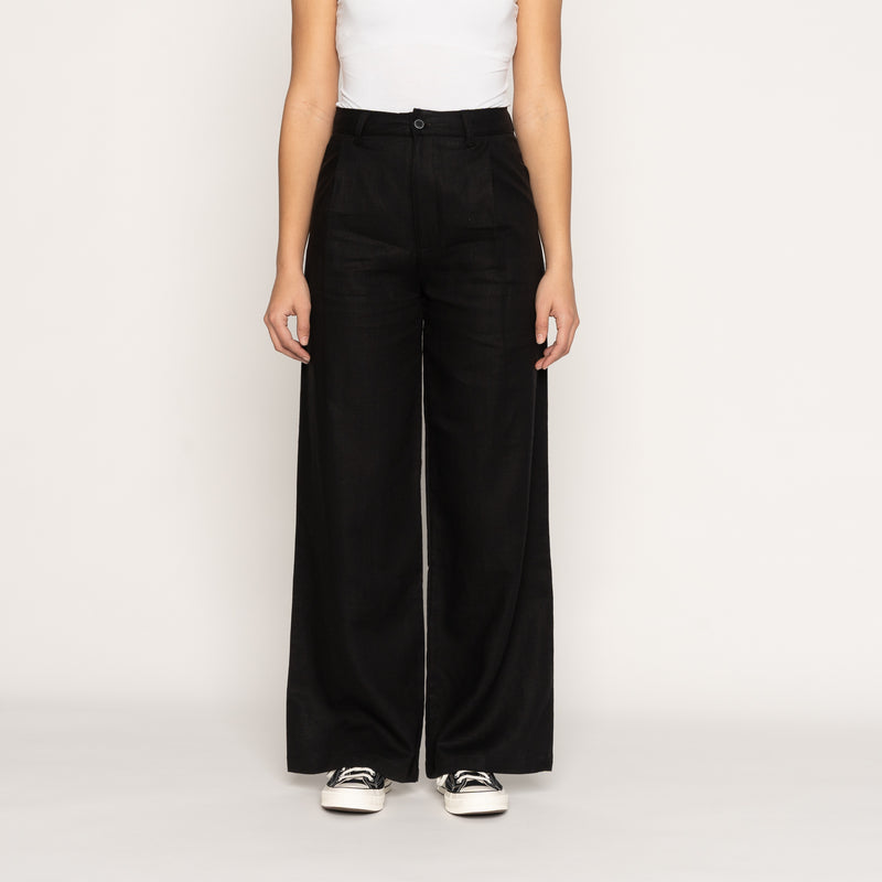 Relaxed Pleated Trouser - French Linen Fine Canvas - Black | Naked & Famous Denim
