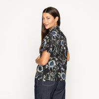 Camp Collar Shirt - Waikiki Waves - Black